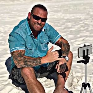 Meet your Posher, Christian